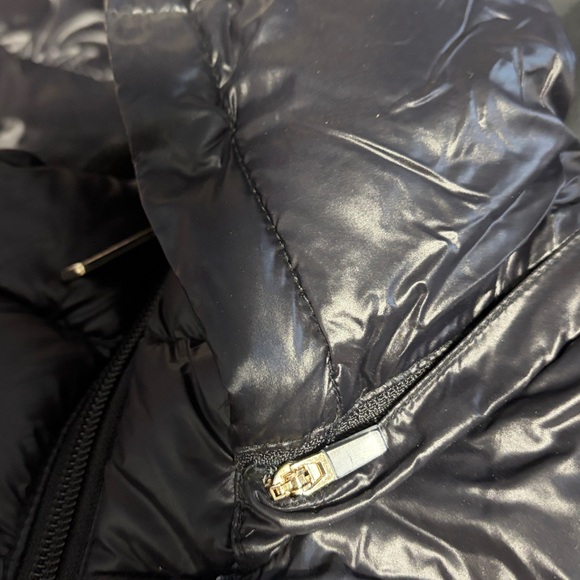 Andrew Marc Women's Black Puffer Coat - Picture 9 of 9